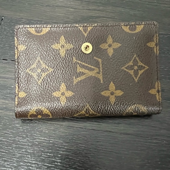 Louis Vuitton Monogram Wallet - Picture 3 of 4